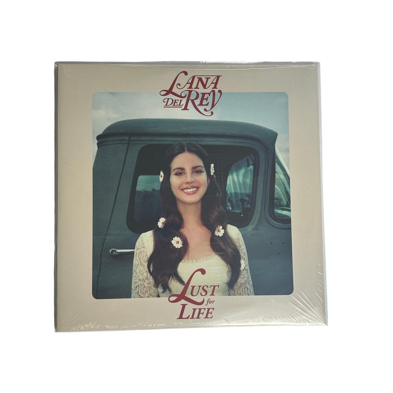 Numéro TOKYO ラナデルレイ Lana Del Rey Graces Numéro Tokyo's