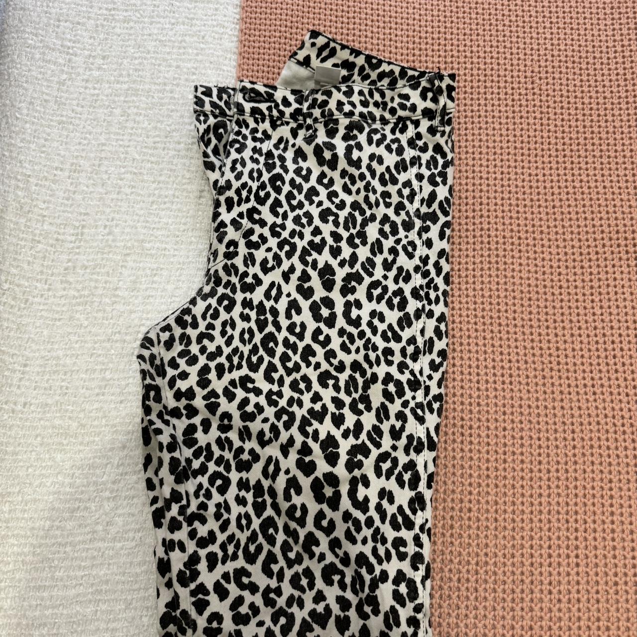 H&M leopard print skinny jeans Best fit size... - Depop