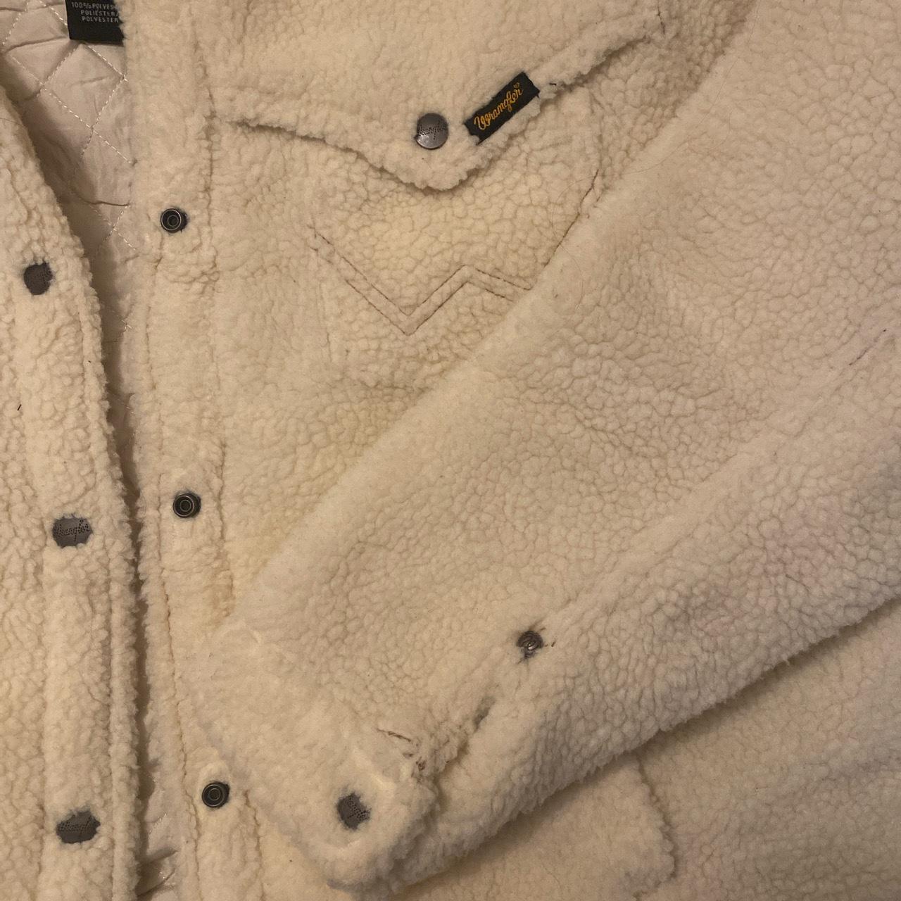 cute beige wrangler sweater size xxl but fits like... - Depop