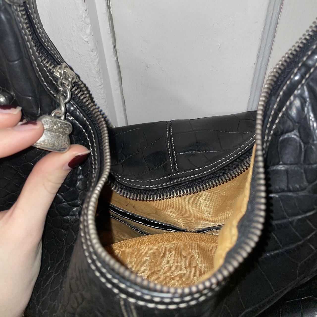 Kathy New Zealand purse!! - Depop