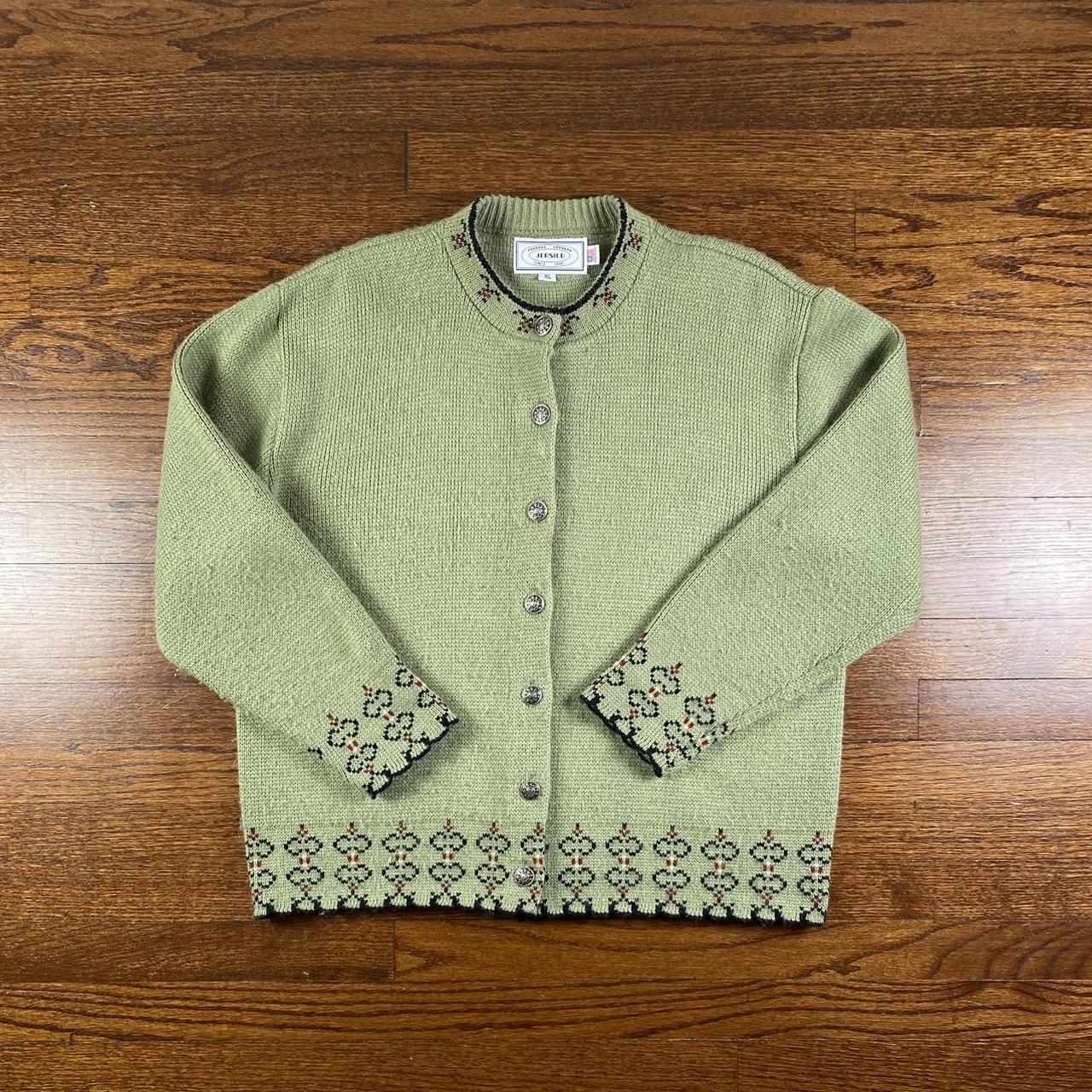 item listed by royalvintagechicago