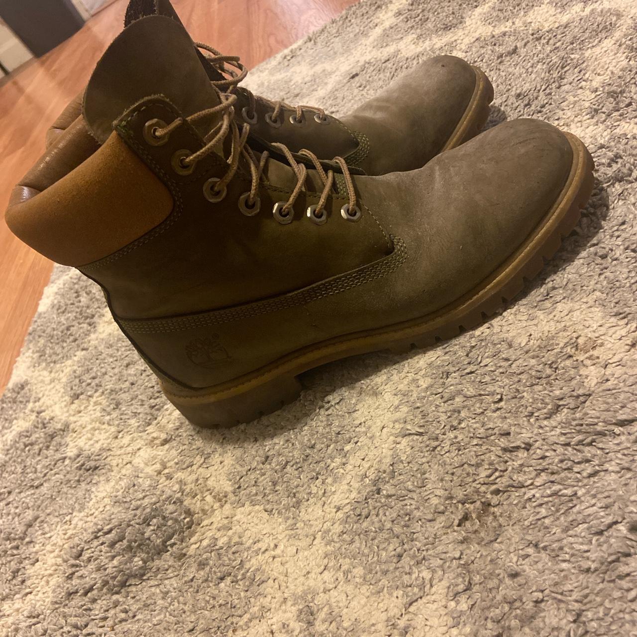 Green timberland work boots men’s size 9 . Look very... - Depop