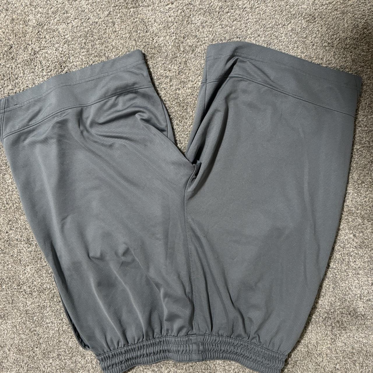 jd grey nike shorts