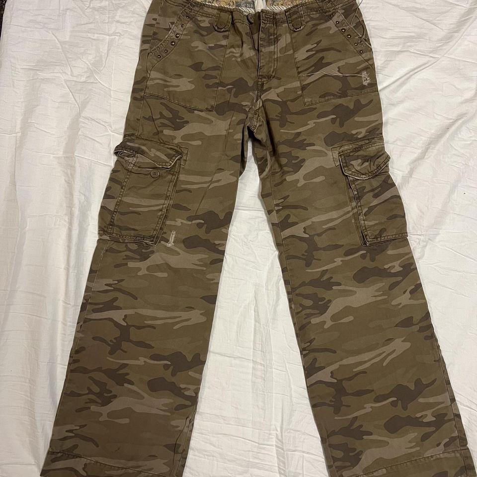Old Navy Camo Pants Women's Size 14 In perfect - Depop