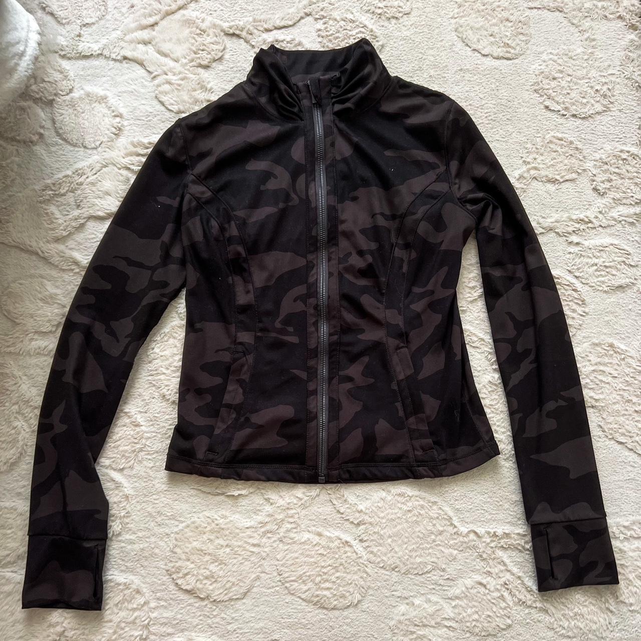 90 Degree black camo zip up sculpting jacket, size - Depop