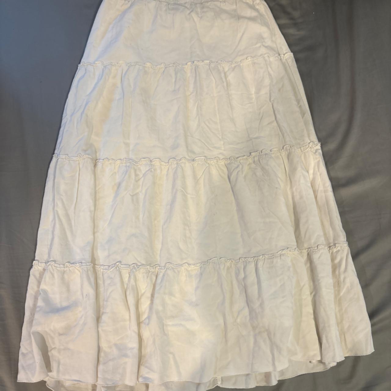 Brandy Melville Women's Cream and White Skirt