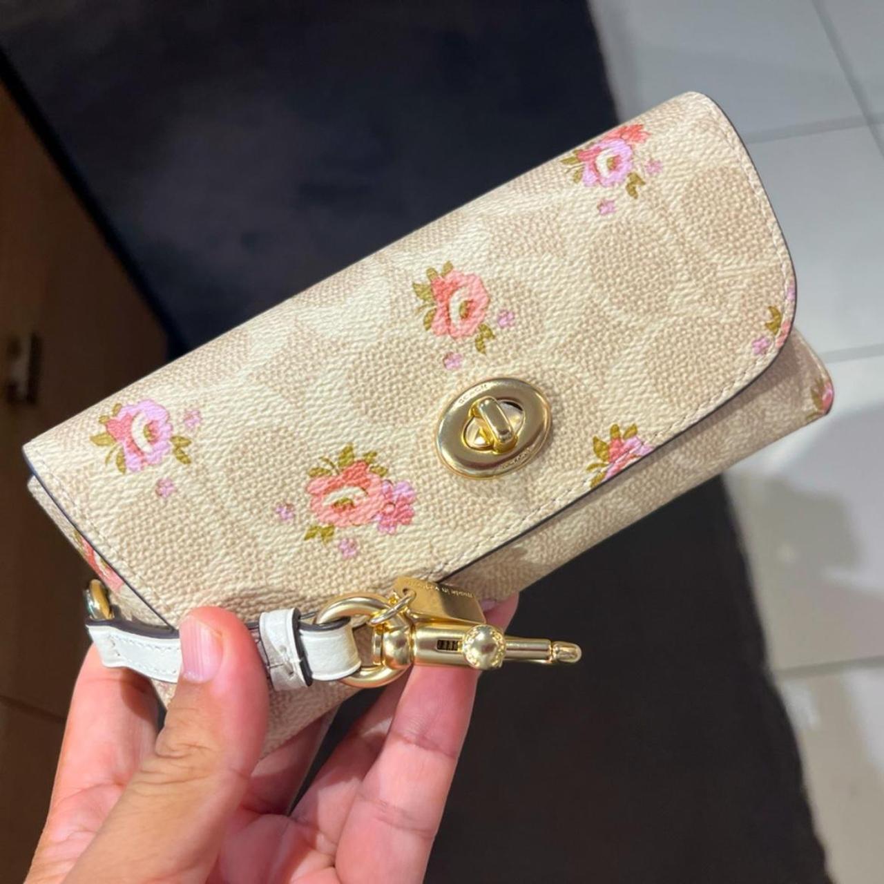 item listed by jessica850105