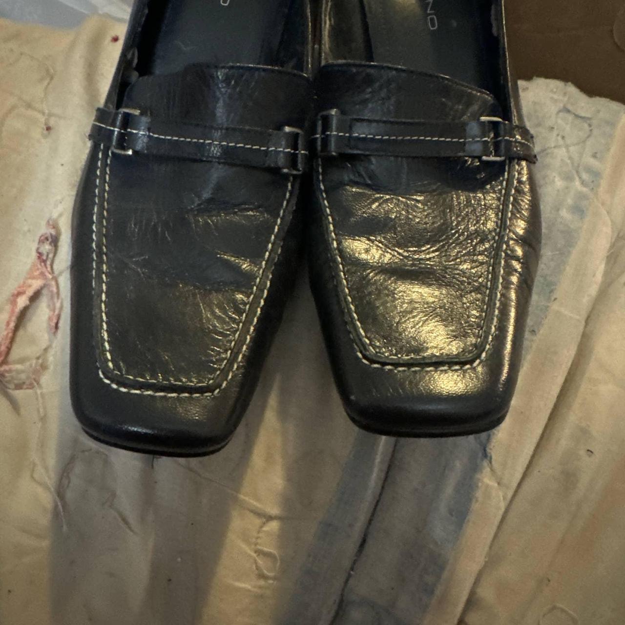 bandolino silver heels