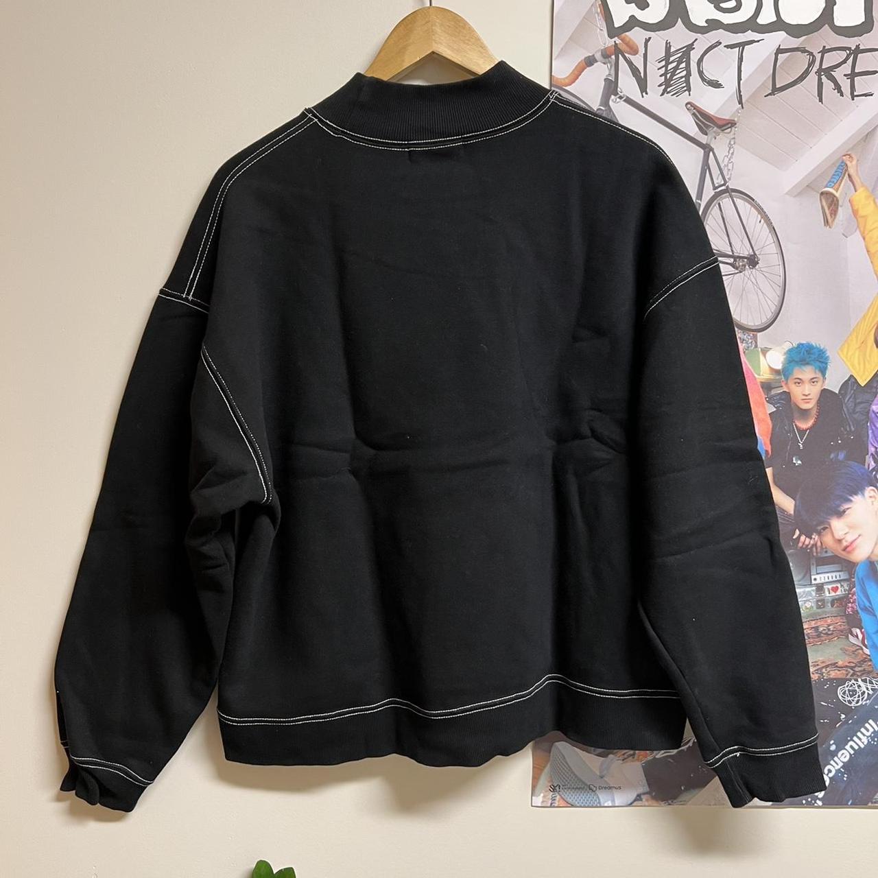 Men's Black and White Sweatshirt | Depop