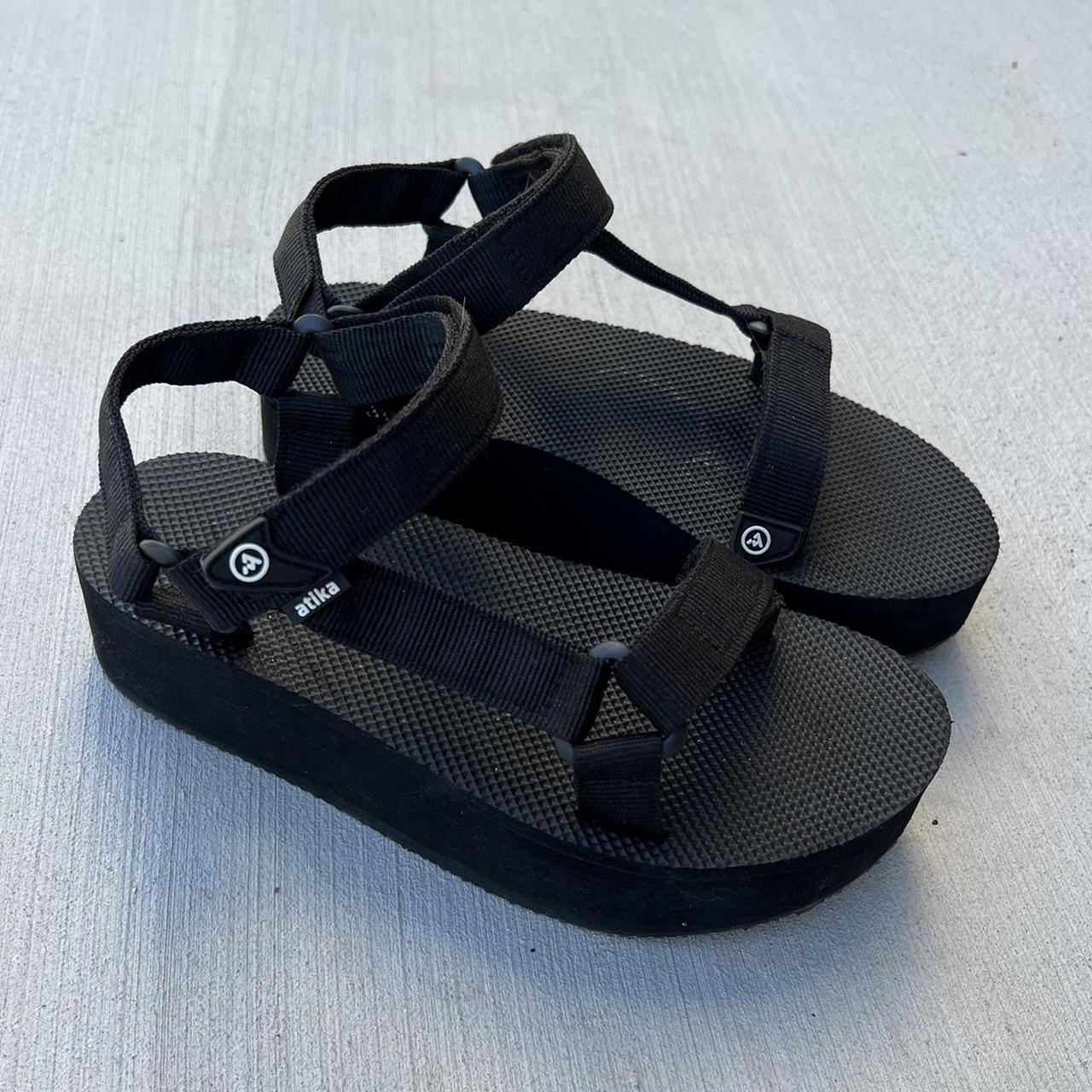 Atika Womens Size 8 Islander Walking Sandals Arch... - Depop