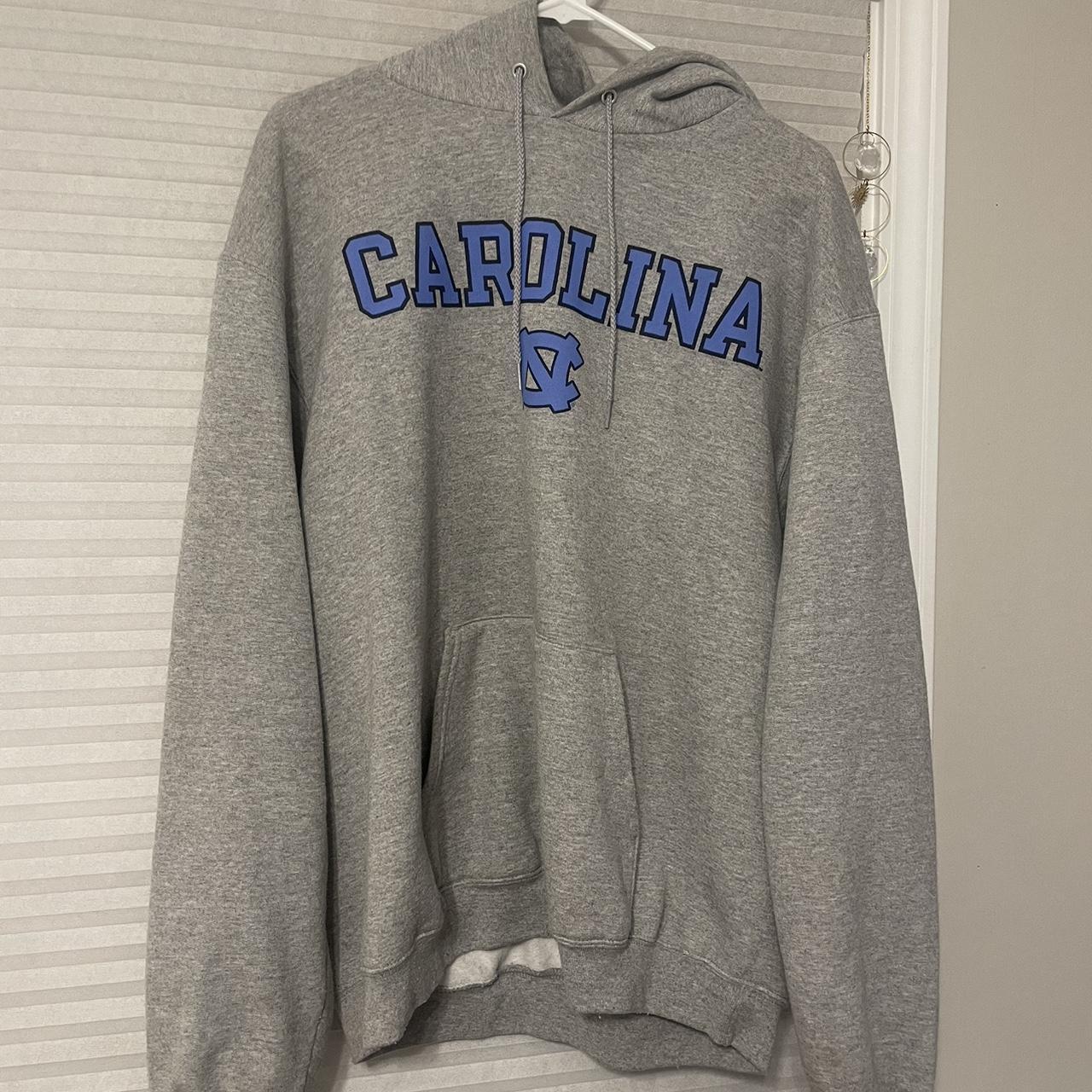 Hoodie unc - Depop