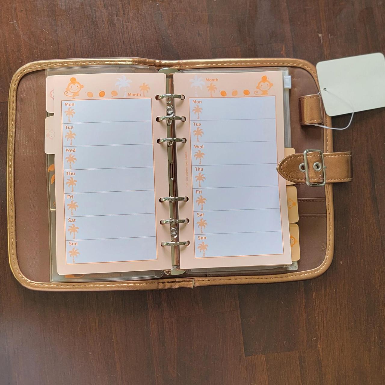 グランドセール CHI Depop | NEW PLANNER DAY VELVET BROWN MONCHAN CHAI その他