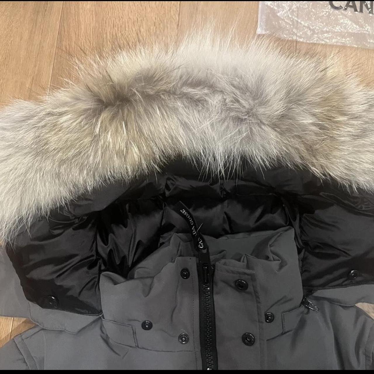 Canada goose grey black badge - Depop