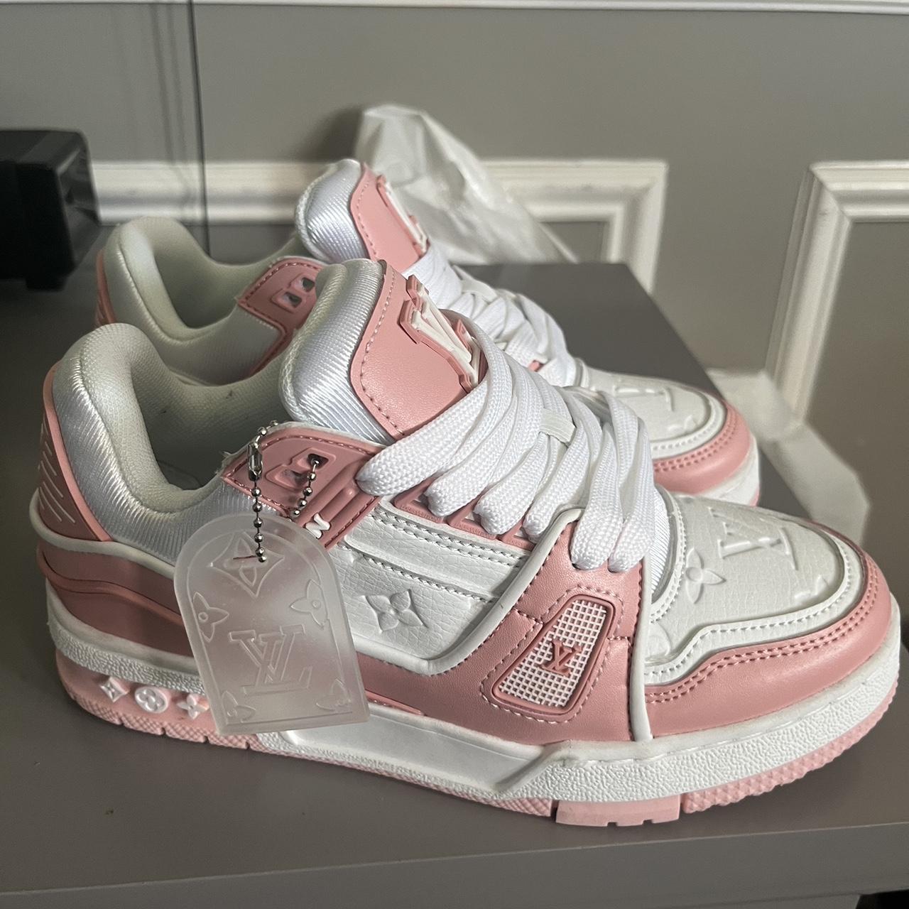 lv trainers pink