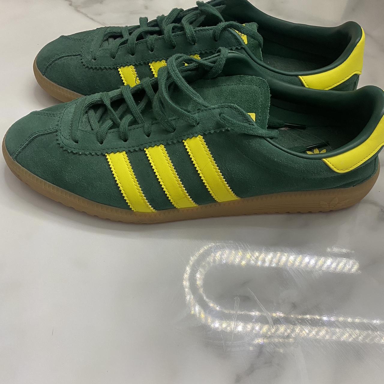 Adidas bermuda green sale and yellow