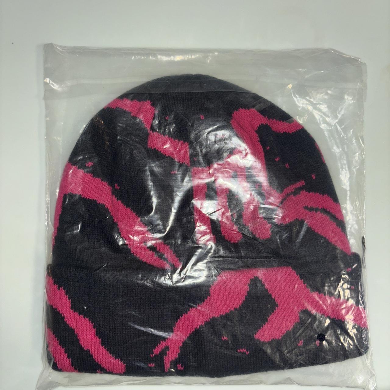 Arc’teryx grotto torque Black Sapphire Pink - Depop