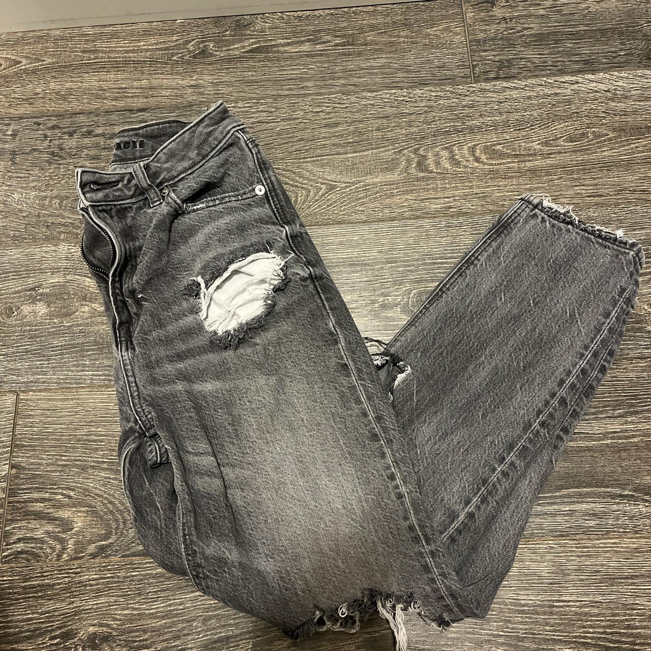 Size 2 American Eagle grey pants - Depop