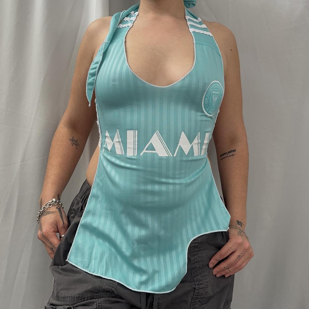 item listed by hoodbabyla