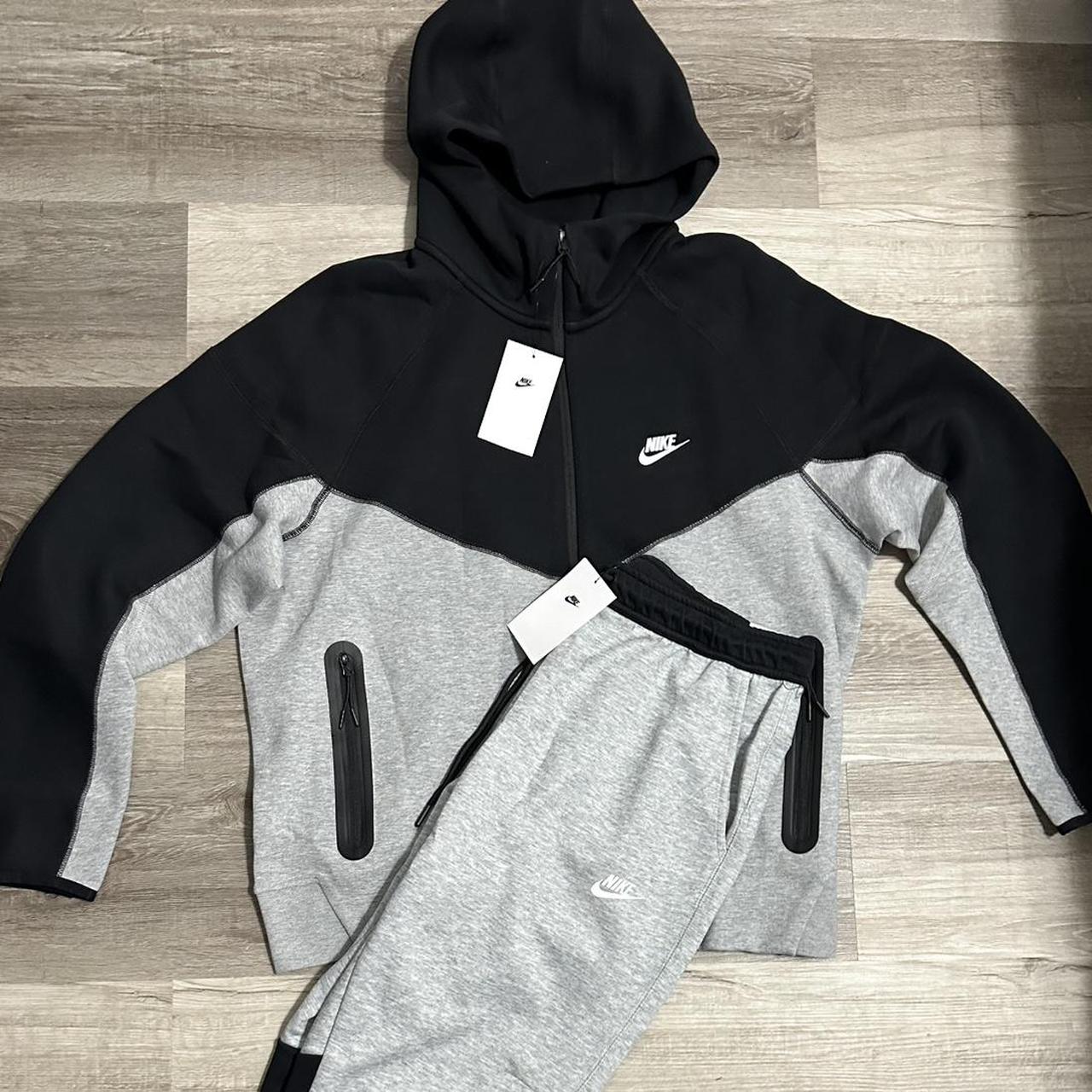 nike tech suits mens