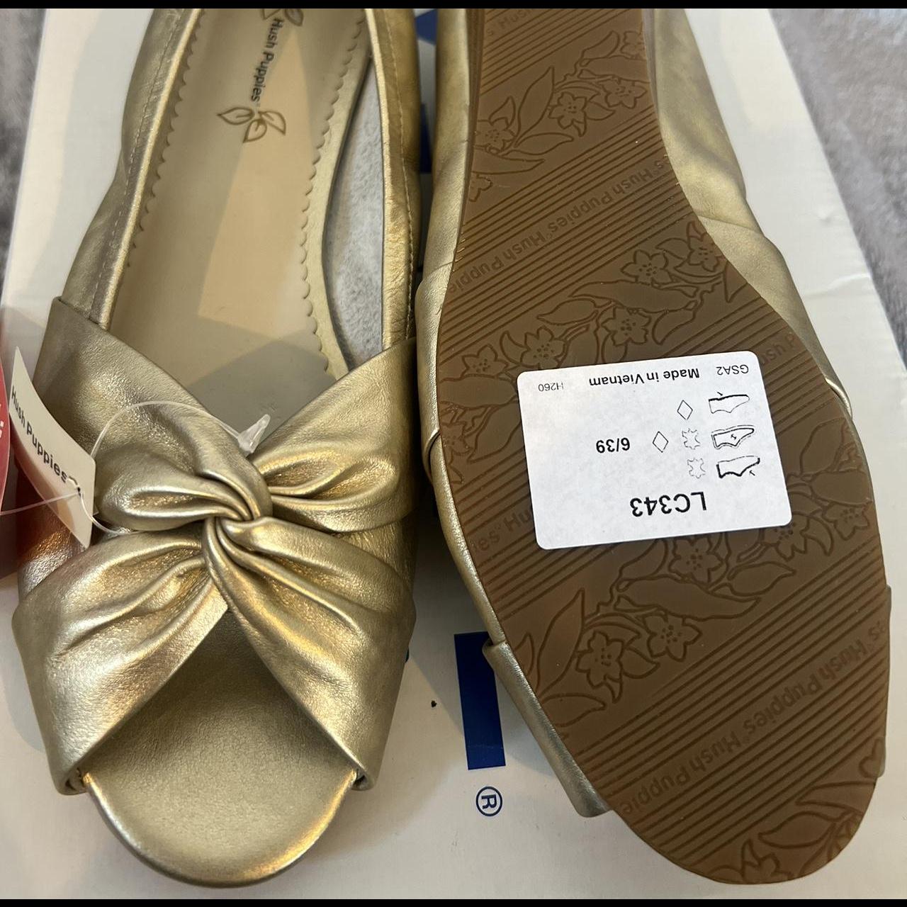 New Hush Puppies Gold Metallic Peeptoe Sandals Size. Depop