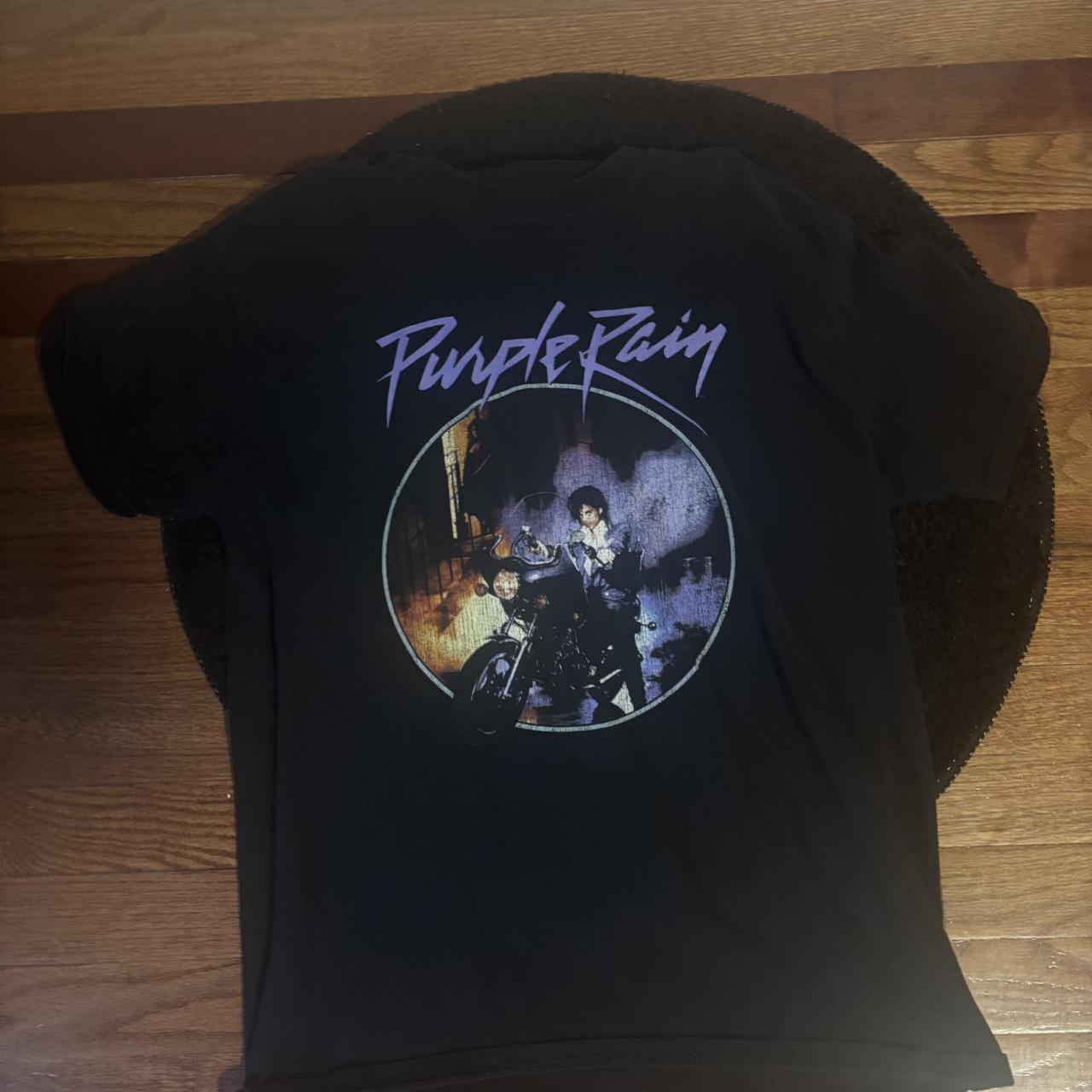 item listed by werosells