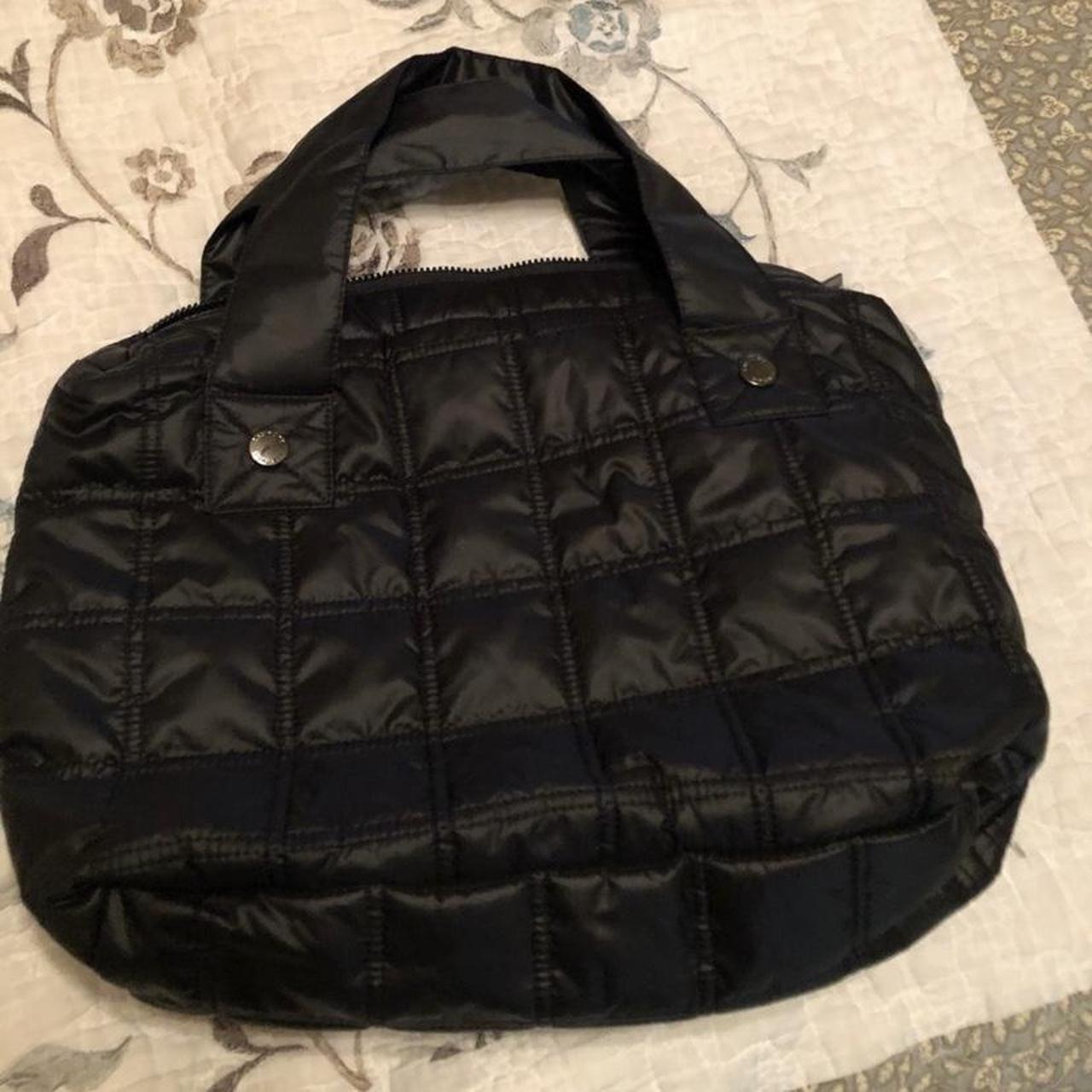 Laundry by Shelli Segal quilted puffer bag Depop