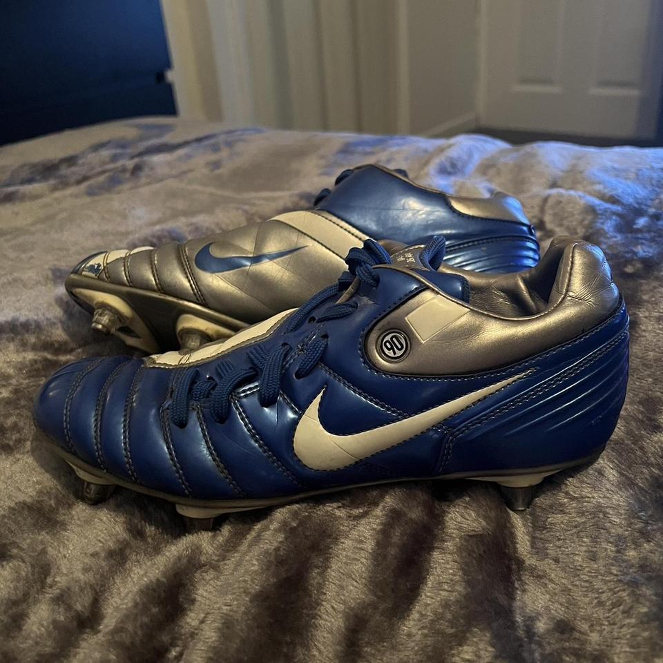 Vintage 2005 NIKE TOTAL 90 SHIFT FG FOOTBALL. Depop