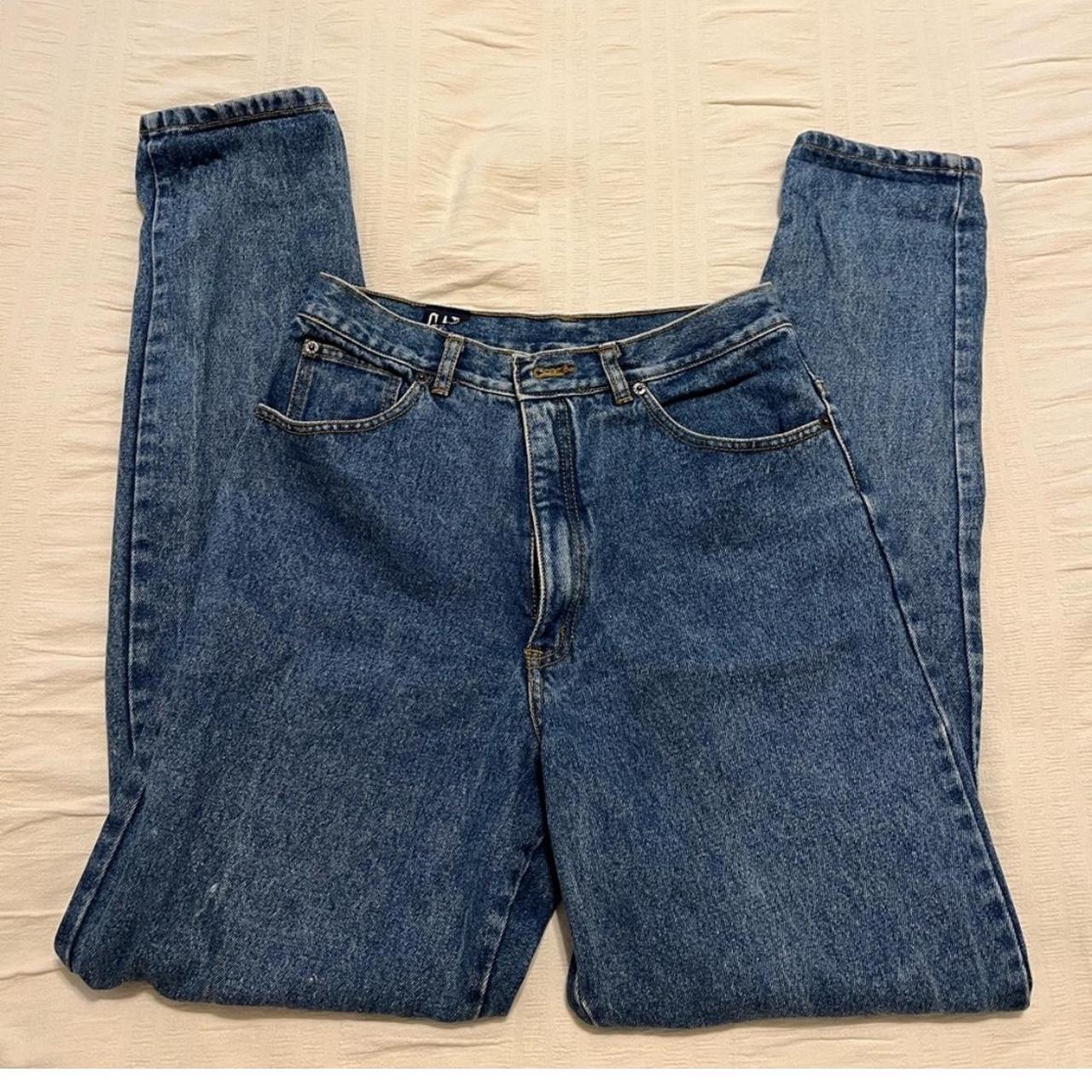 item listed by ellandry