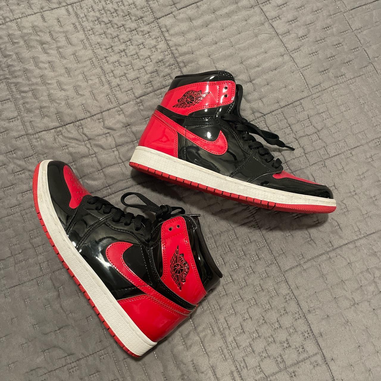 Size Us men s 9 Patent Bred Jordan 1 Highs Great