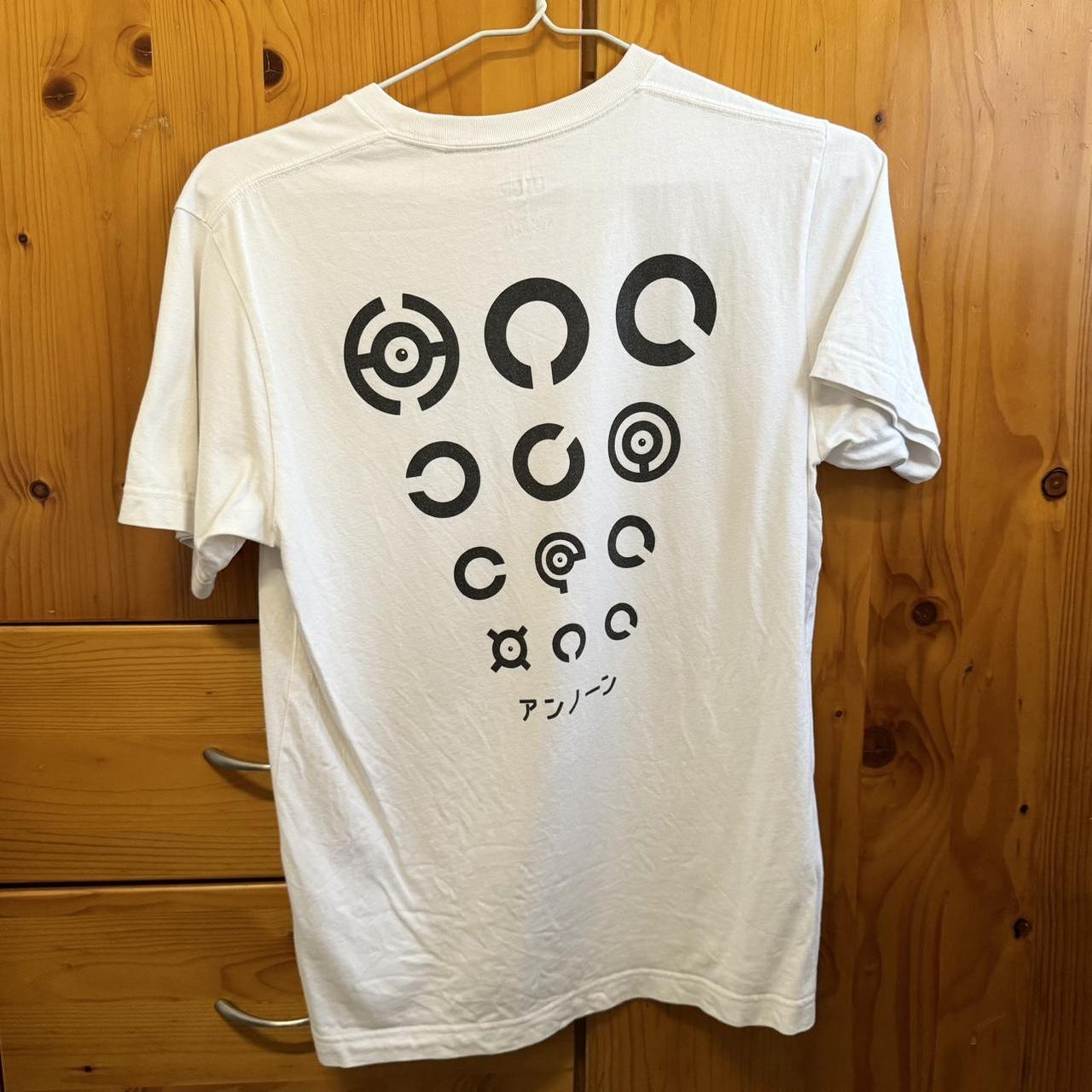 ユニクロ アンノーン 人気 tシャツ