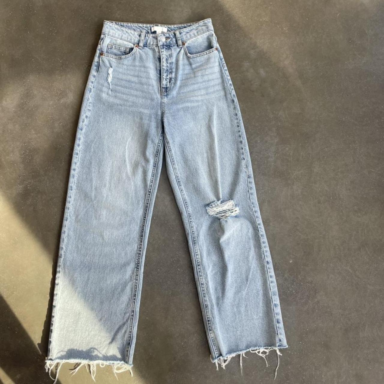 High waisted. H&M blue jeans. Straight leg. - Depop