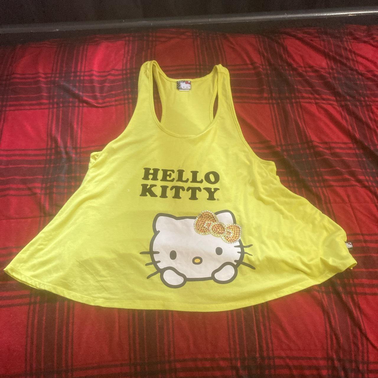 VTG X-Large hello kitty shirt - Depop