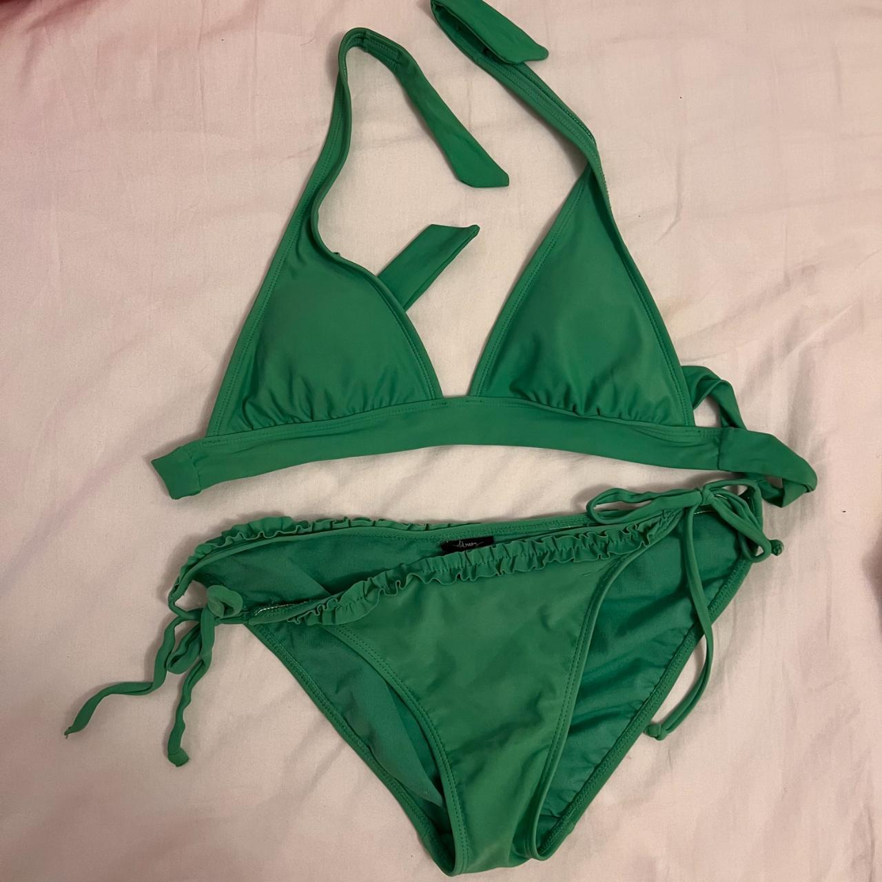 2000s bikini set 👙 - green bikini - halter neck -... - Depop