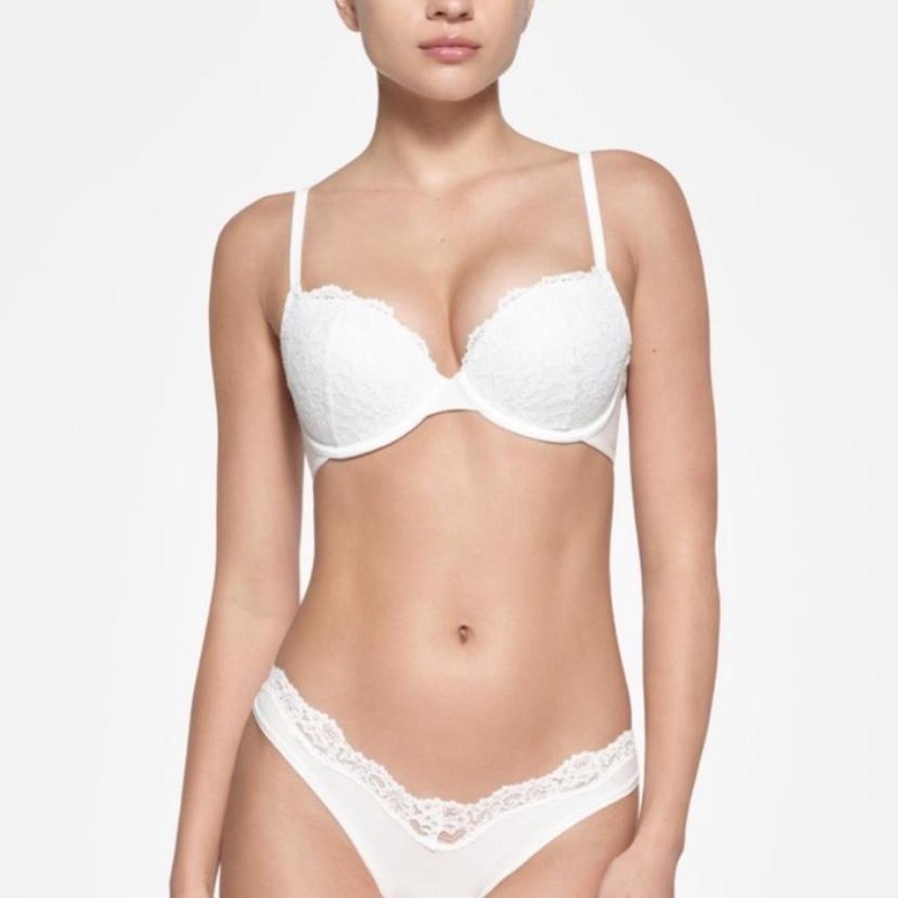 item listed by suzieing