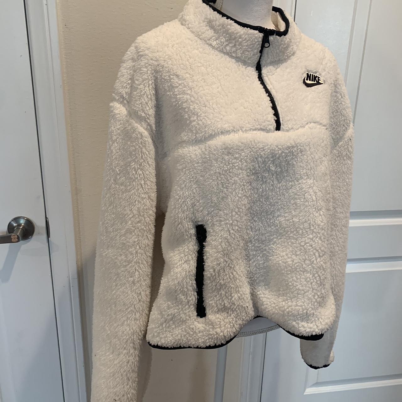 nike sherpa fleece crop top