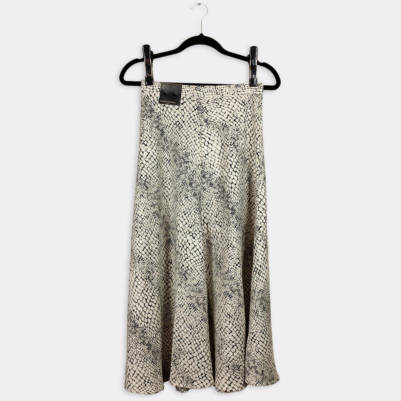 Banana Republic Snake Skin Maxi Skirt never worn