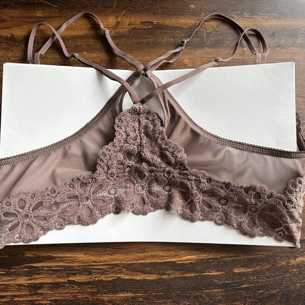 Large lacy red/wine/concord Aerie bralette #aerie - Depop