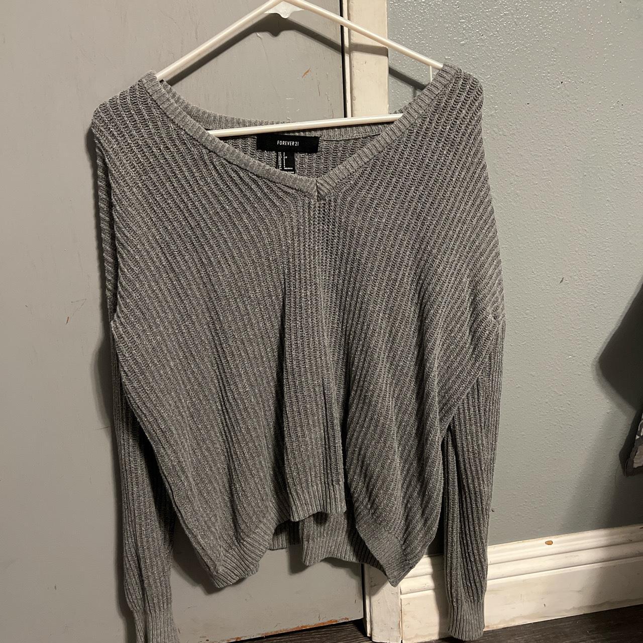 forever 21 grey sweater worn maybe twice #forever21... - Depop