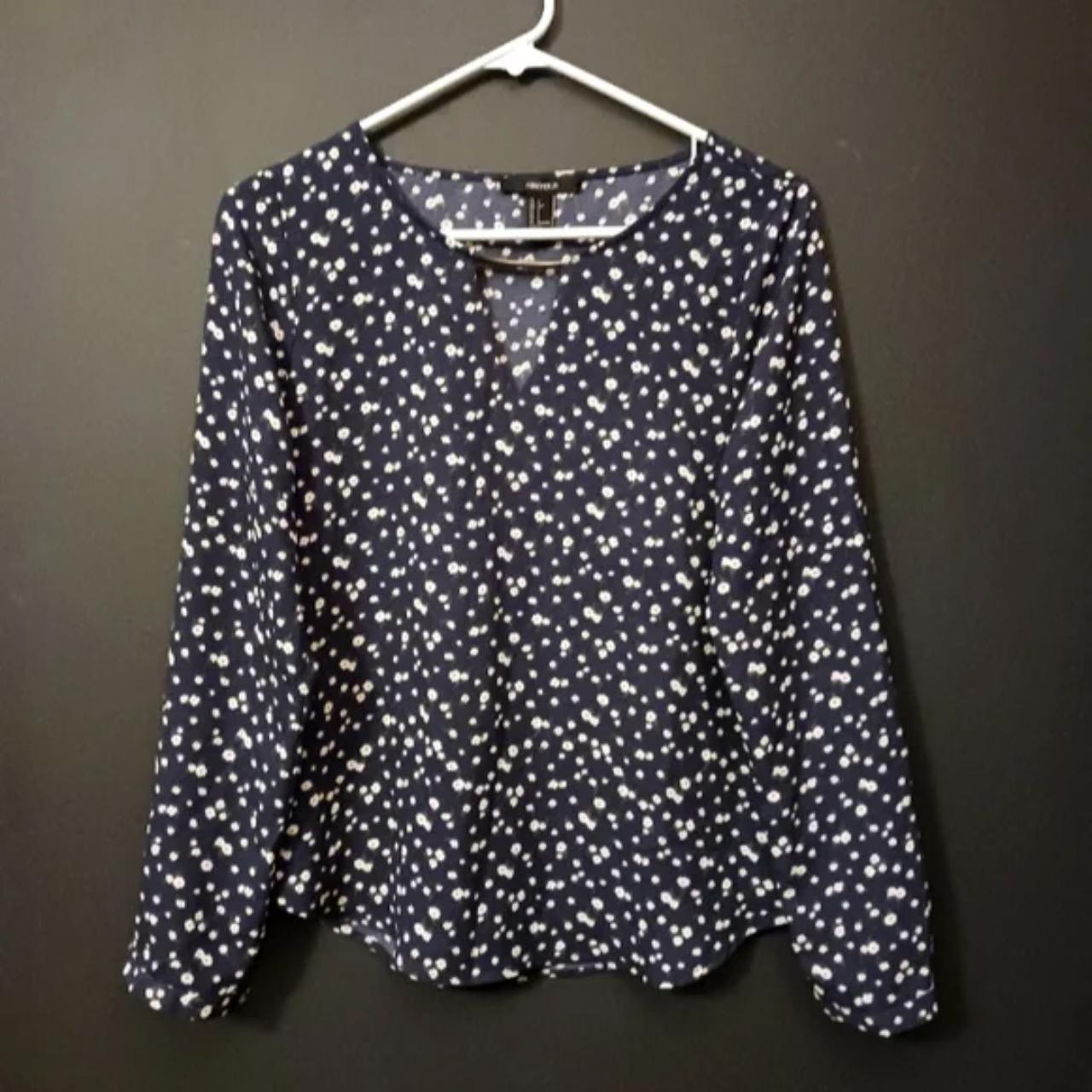 Forever 21 women's small navy blue floral long... - Depop