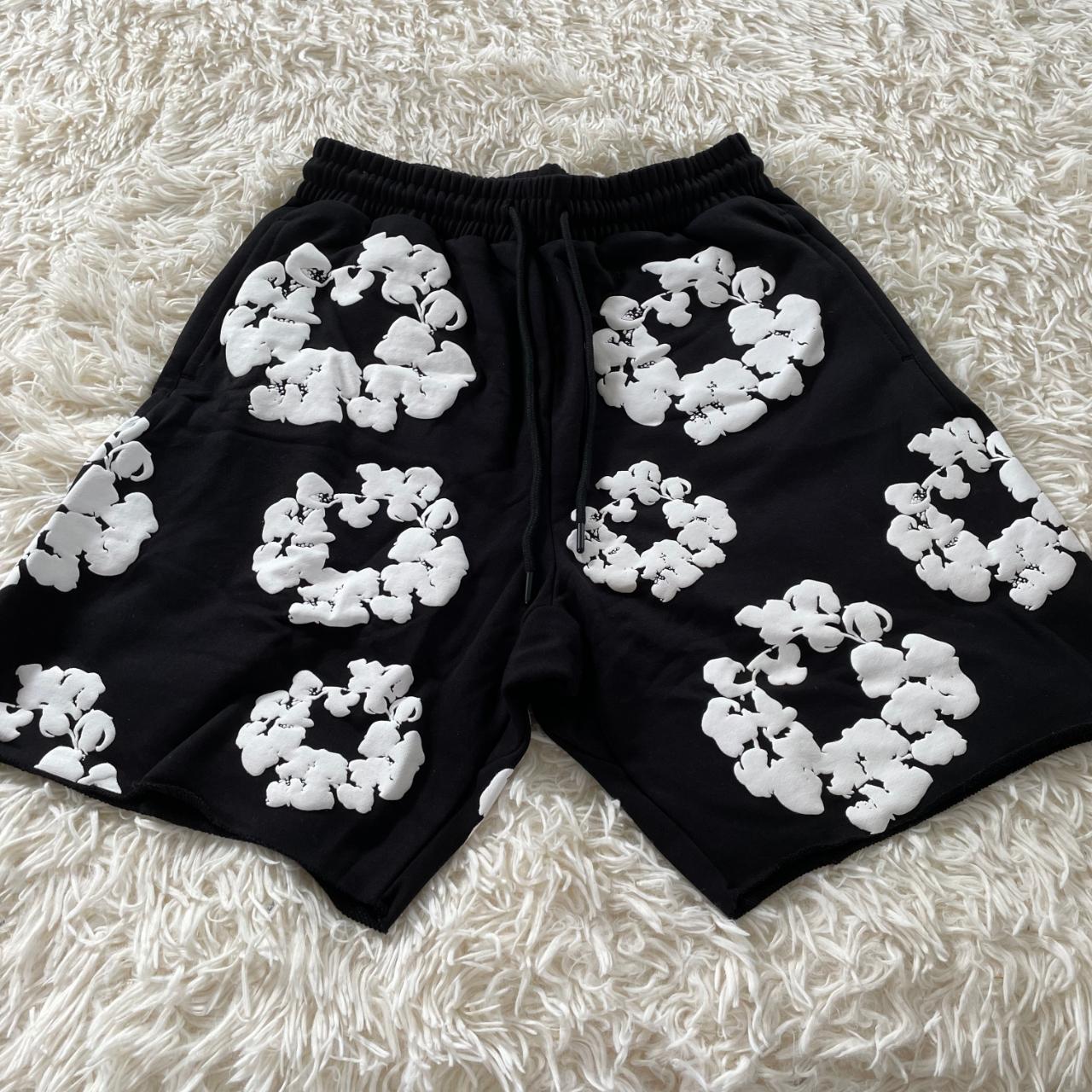 Denim Tears The Cotton Wreath Shorts Black - Depop