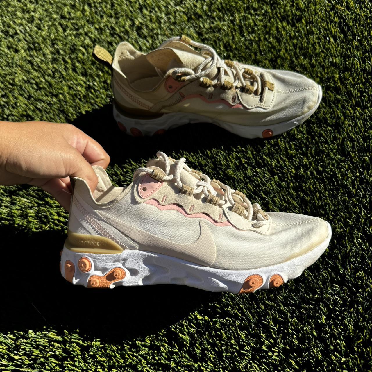 Nike react element 55 light cream best sale