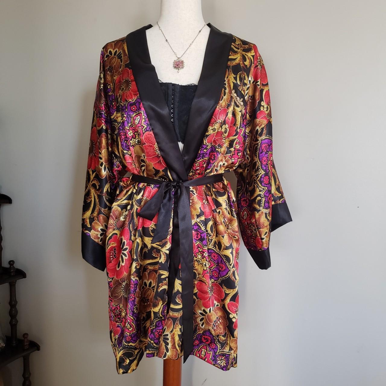 Vintage robe By California Dynasty Tagged medium.... - Depop