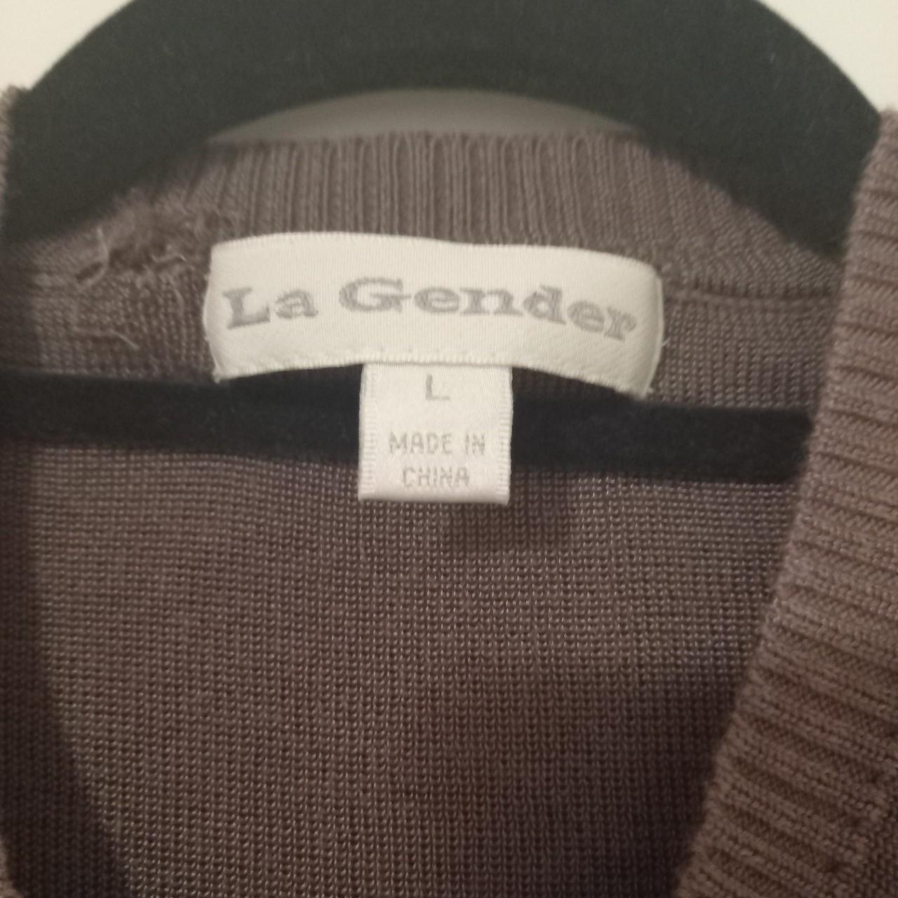 La Gender brown and white top Size L - imo would... - Depop