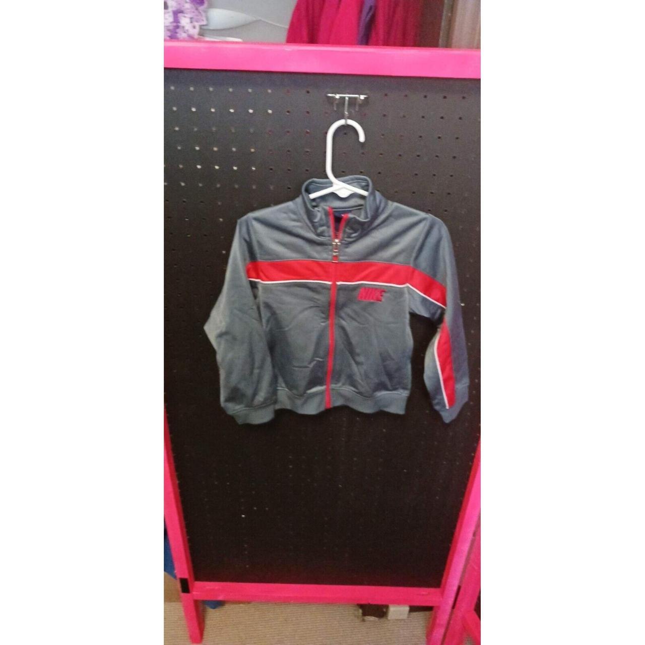 3t shop nike jacket