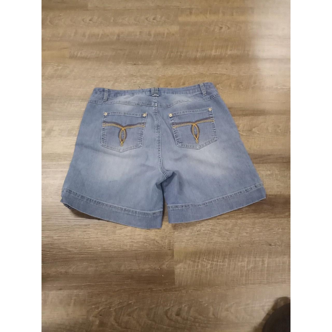 westport denim shorts Size 14 Womans. Depop