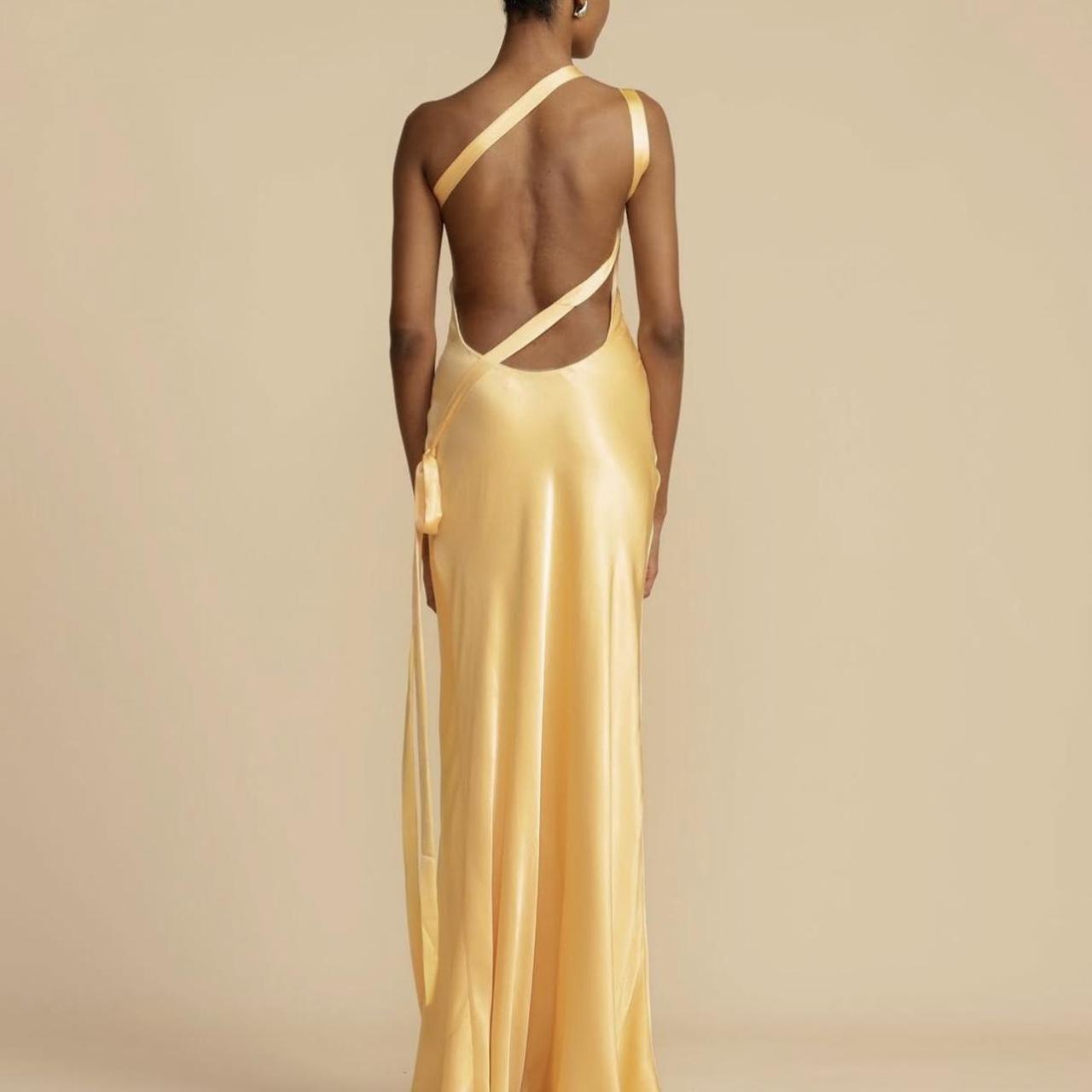 Gorgeous yellow satin maxi dress with a stunning... - Depop