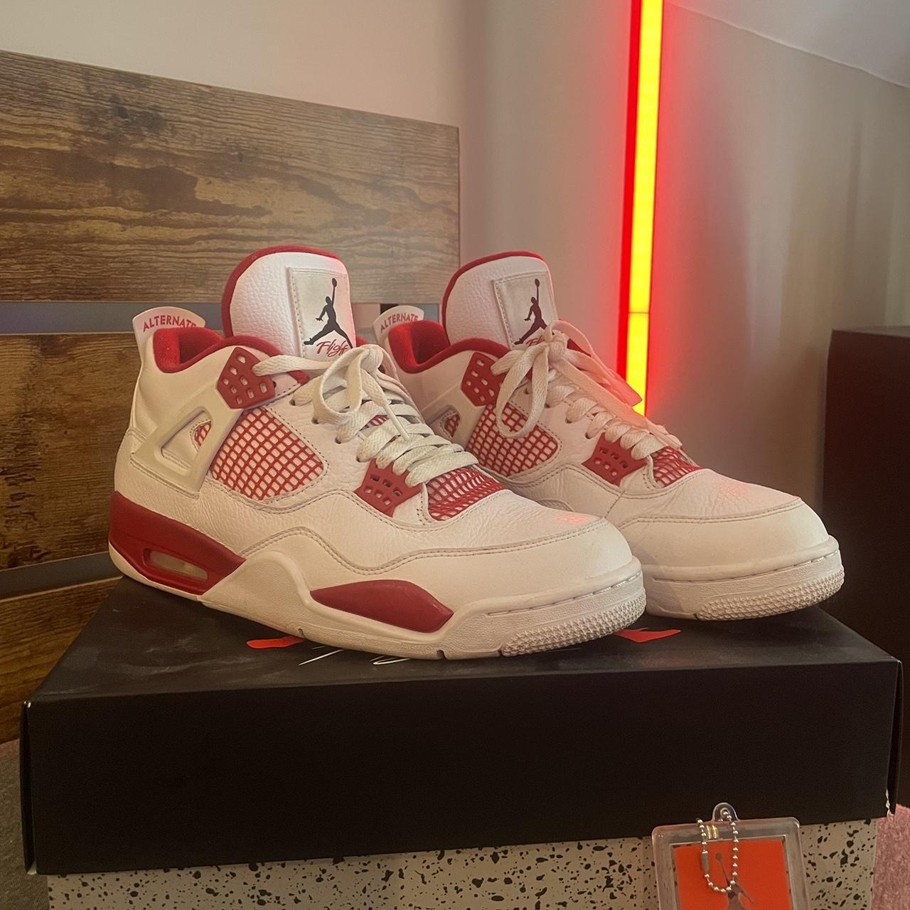 red and white jordan4