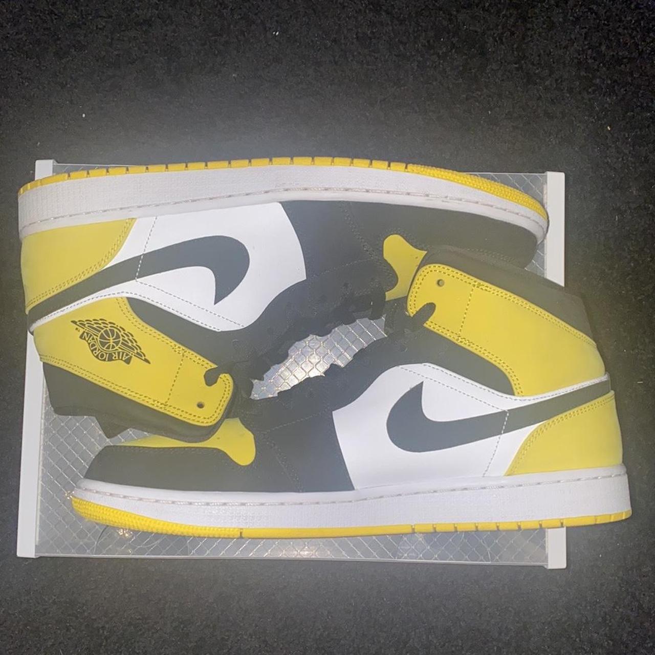 Air orders jordan 1 yellow toe 2019