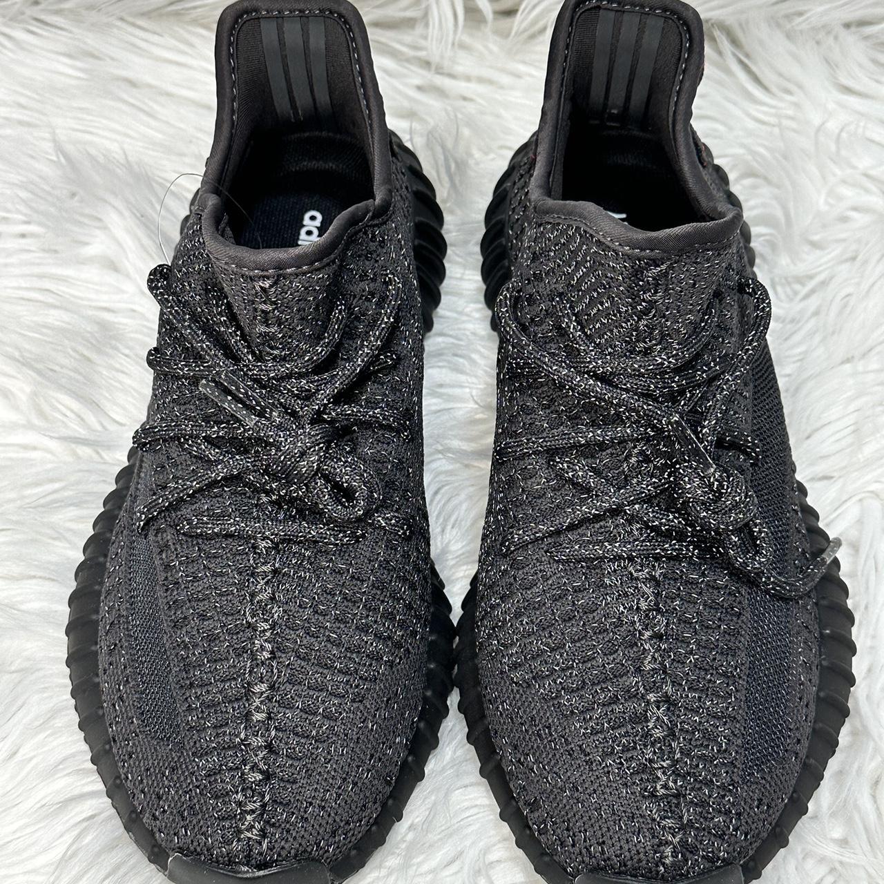 Yeezy 350 boost V2 US size 7 - Depop