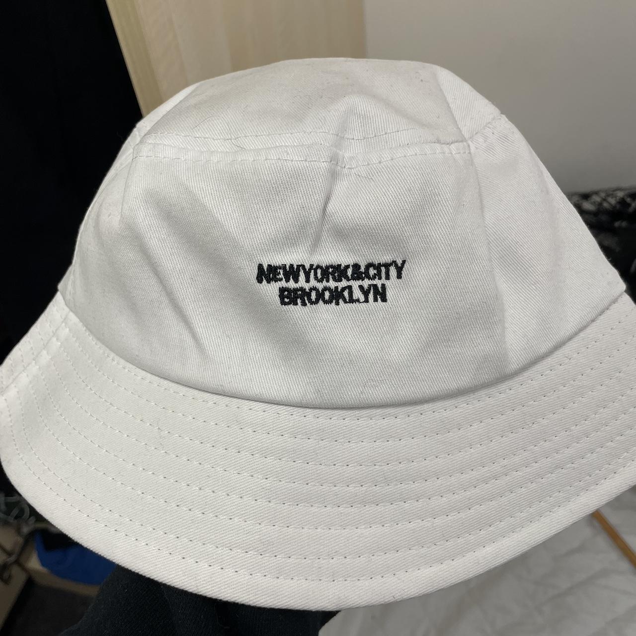 SHEIN Women's White Hat | Depop